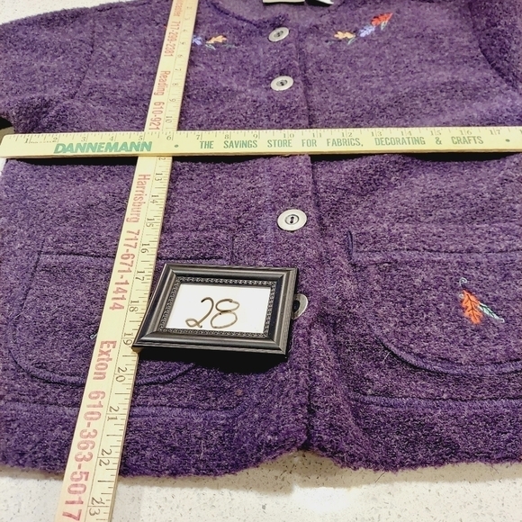 Coldwater Creek Women's Cardigan Wool Blend Small Embroidered Purple   Made USA - Picture 9 of 12